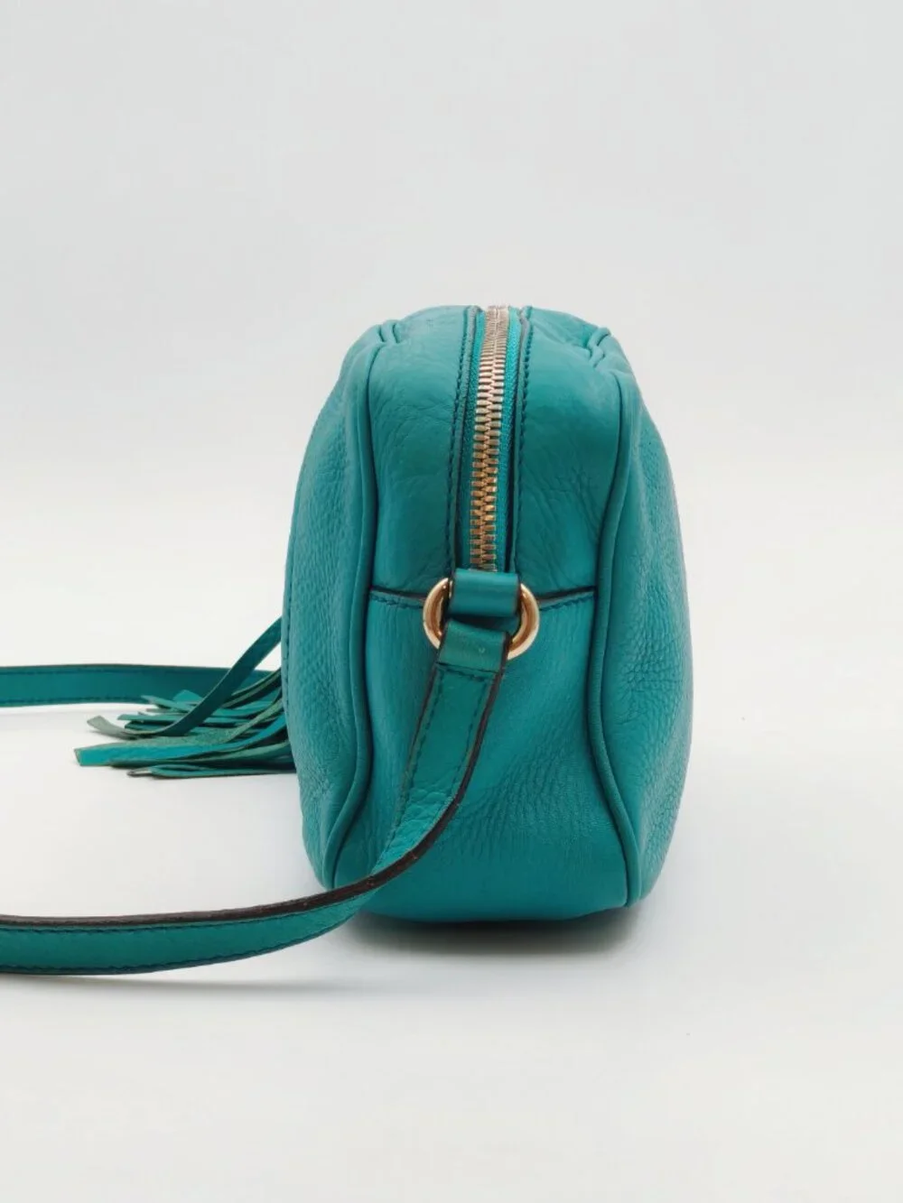 Gucci Soho Disco Leather Crossbody Bag Turquoise Tassel Zip Camera Bag Auth